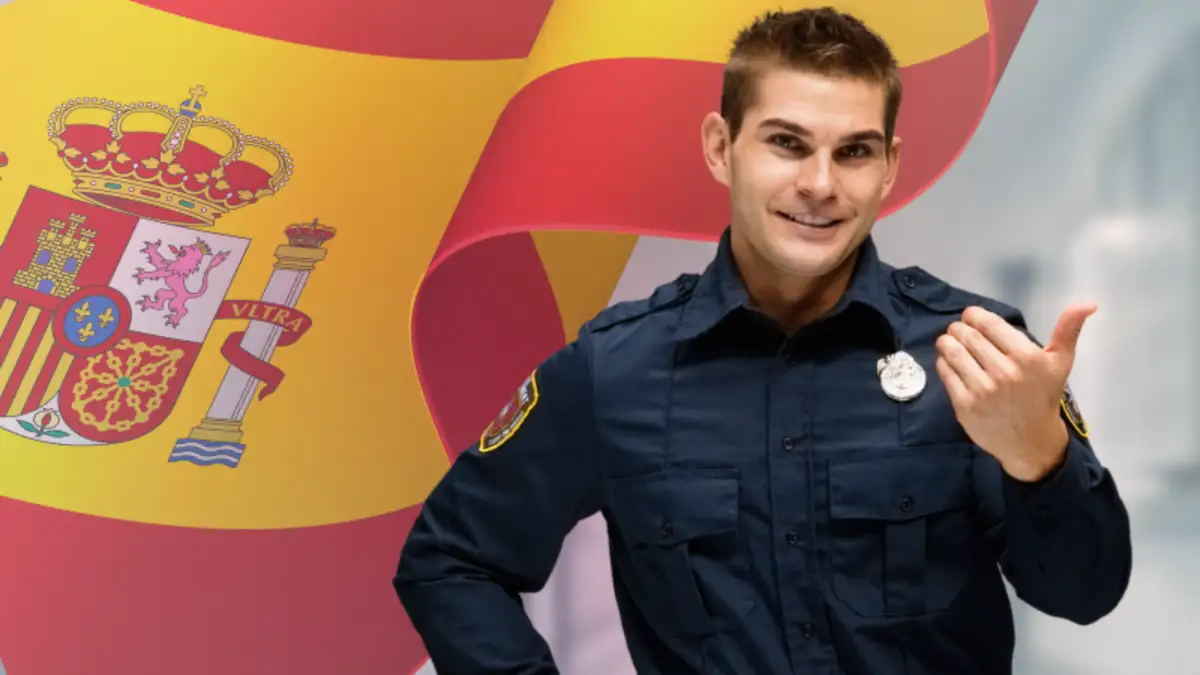 Ilustración de un funcionario de prisiones con el uniforme de Ayudante de Instituciones Penitenciarias, representando las 900 plazas convocadas en el BOE.